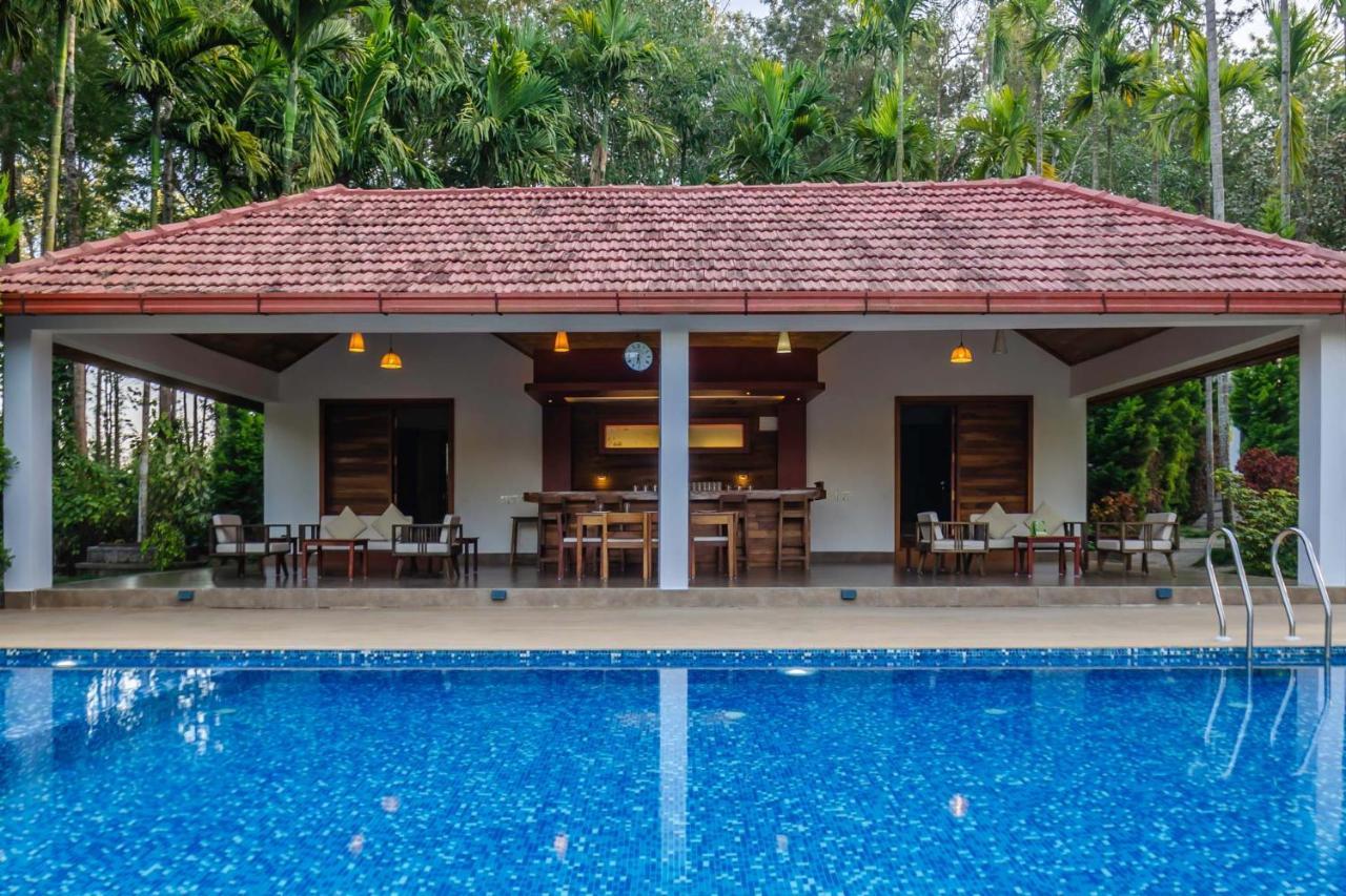 Stayvista At Tall Silver With Infinity Pool & Breakast Madikeri Exterior photo