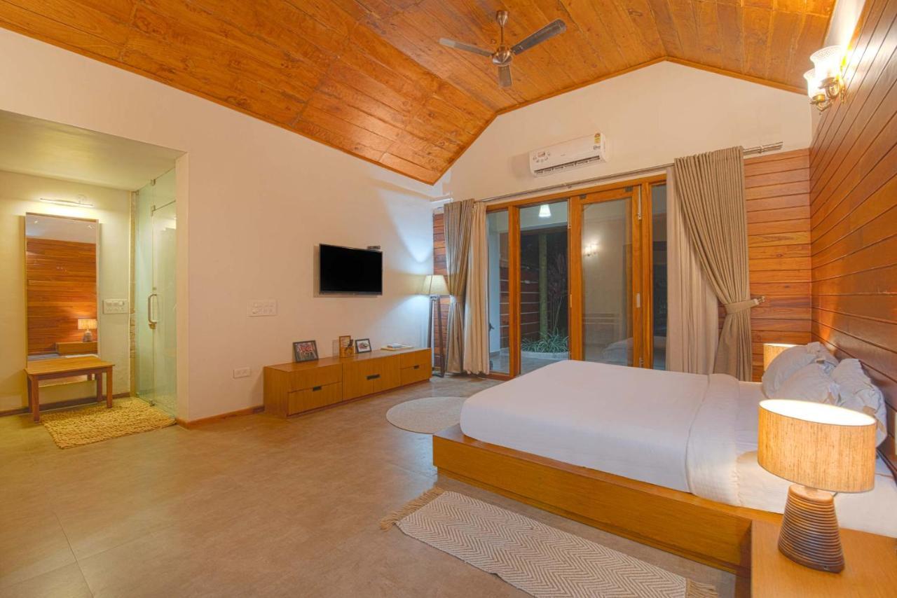 Stayvista At Tall Silver With Infinity Pool & Breakast Madikeri Exterior photo